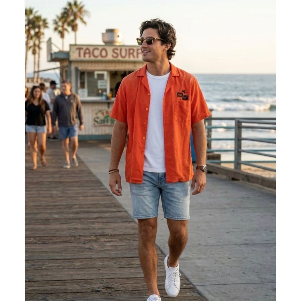 VintageāSurf City Button Down Top
